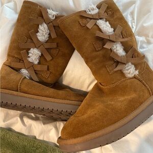 UGG size 4 big girls